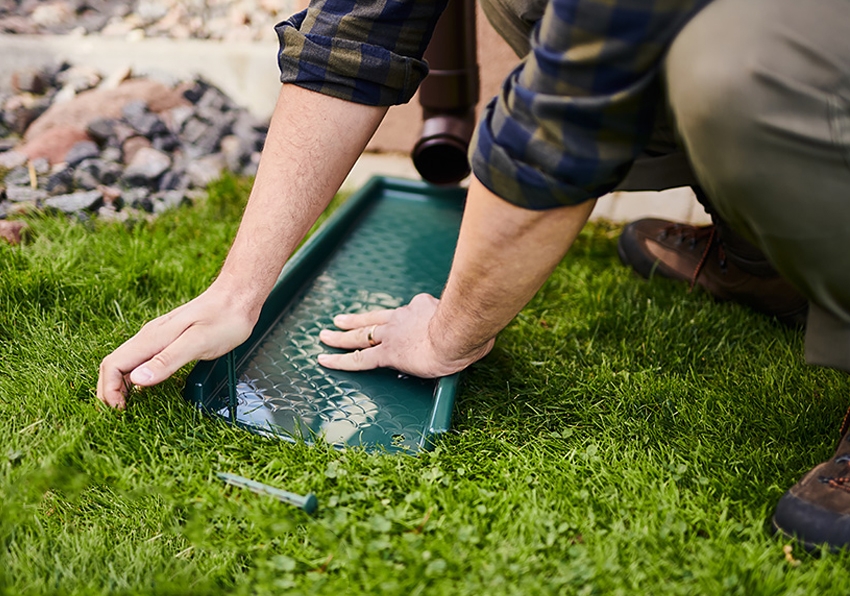 UHNL  2 in 1 Plastic Vinyl Splash Block for Your Home Protect Building Foundation